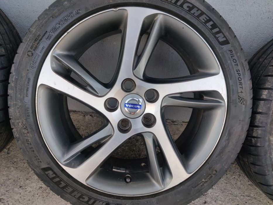 Jante SPIDER 17" Volvo V40 S60 V60 S80 V70 S40 V50 C30 C70  anvelope vara 225/45R17  31302877