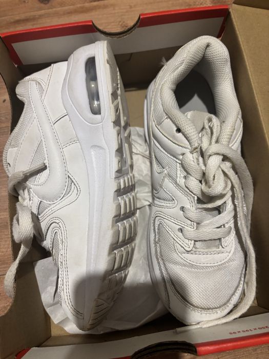 nike бели 35 номер