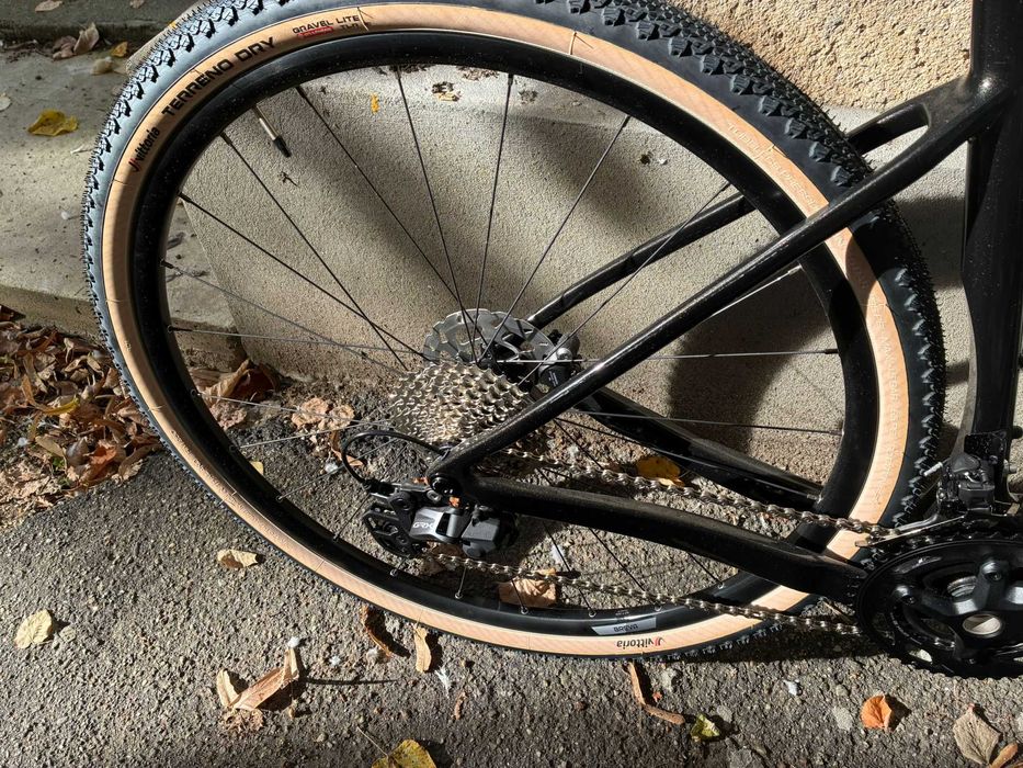 Bicicleta Cursiera NOUA Gravel Ridley ASTR Shimano 105 GRX600/800 2x12