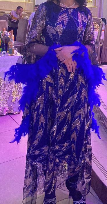 Женское Шикарное платье