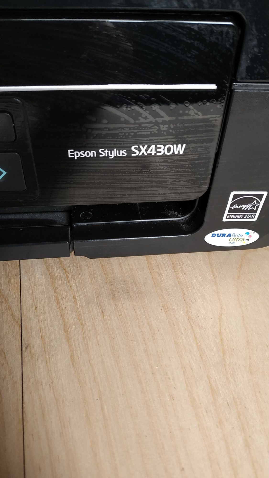 Продам на запчасти МФУ Epson Stylus SХ430W