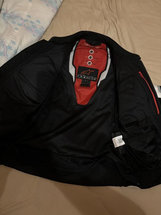 Яке alpinestars 52