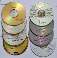 СД дискове с различни жанрове музика всички за 24 лв.