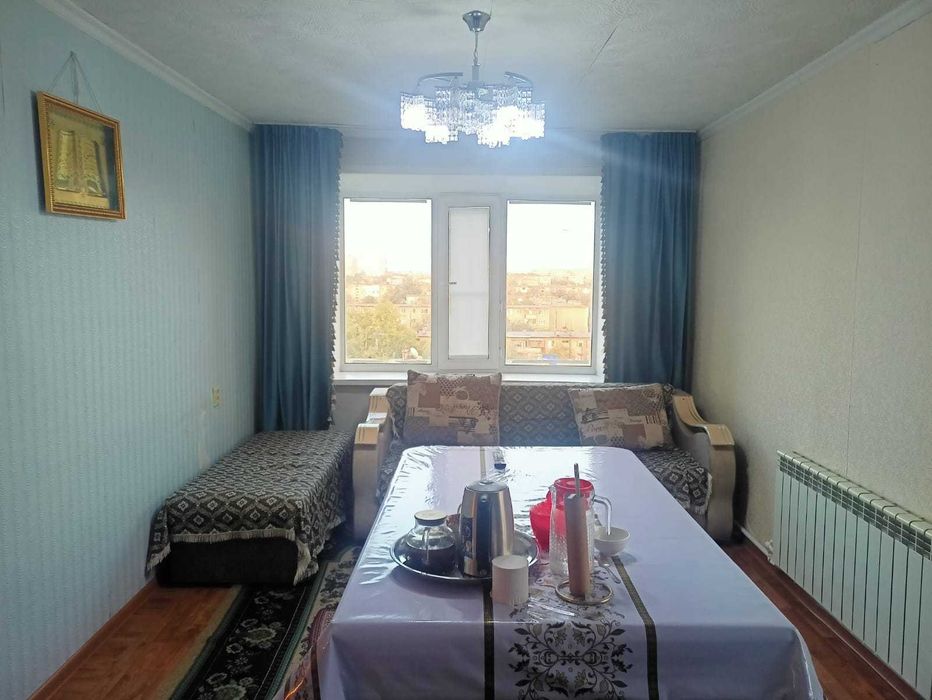 Продам 4‑ком. кв. на 7мкр., возле Корзины, блочный 1980г.п., 73кв.м