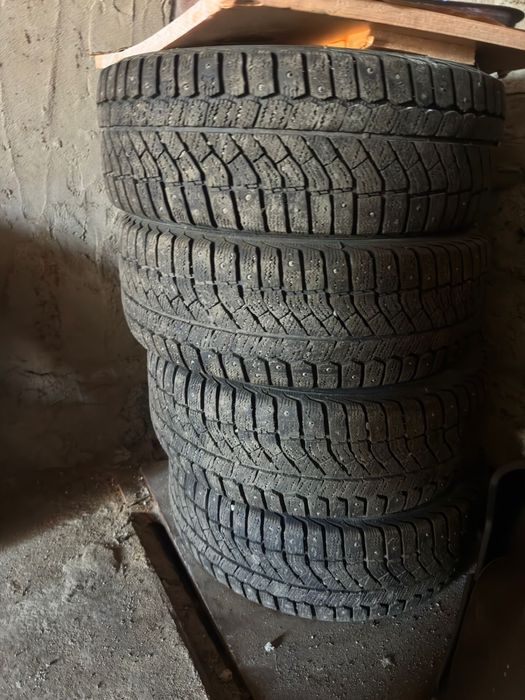 Продам зимнюю резину