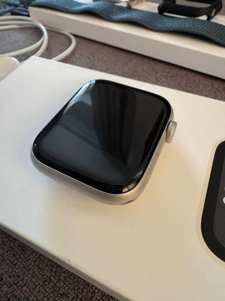 Apple Watch SE (2024) 2nd Gen 44mm