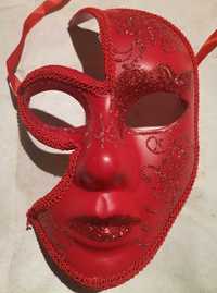 Карнавална маска, маска за бал
