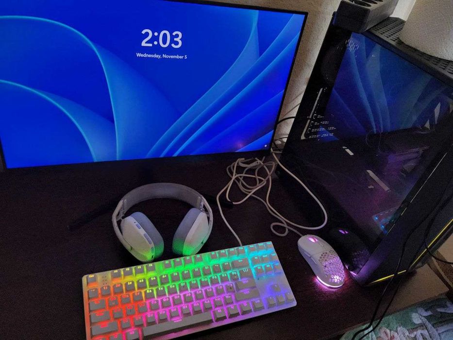 Мощный игровой Компьютер потянет любые игры и программы