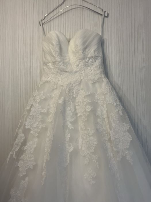 Vand rochie de mireasa White One