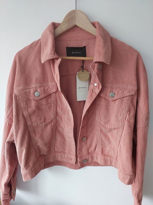 Jacheta raiata Stradivarius