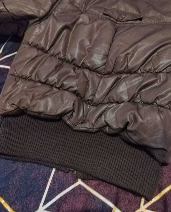 Кафяво късо дамско яке