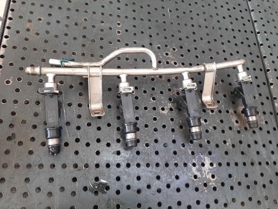 rampa cu injectoare 1.6 b  z16xep  opel meriva astra h 25343299
