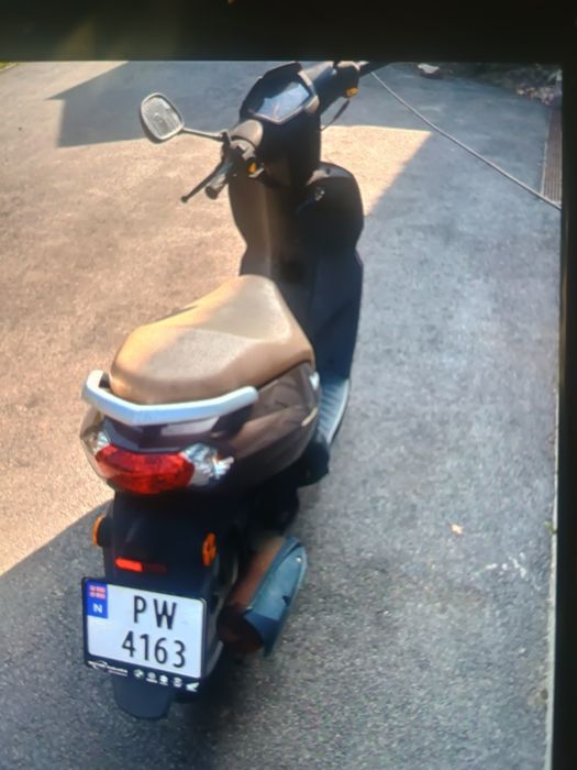 Scuter Peugeot kisbee 50cmc