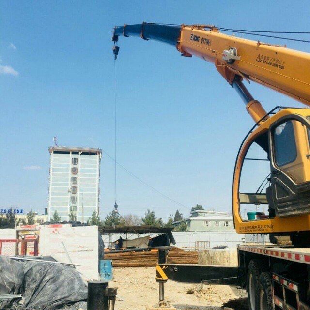 Avtokran 70 Ton sotiladi