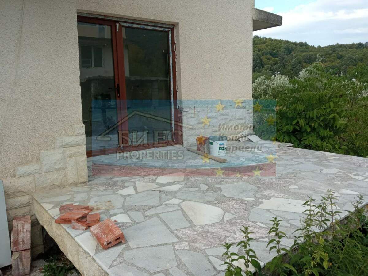 Къща в с. Рибарица