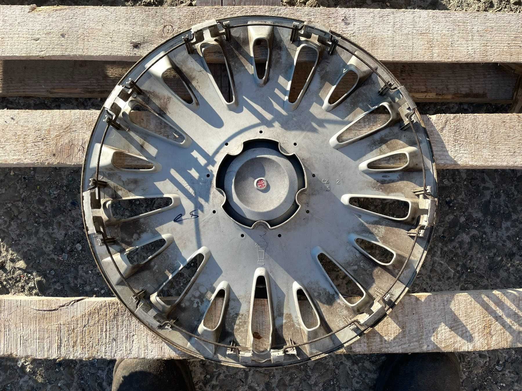 16 цола Тас за VW Volkswagen Passat Фолксваген Пасат 3C0601147B