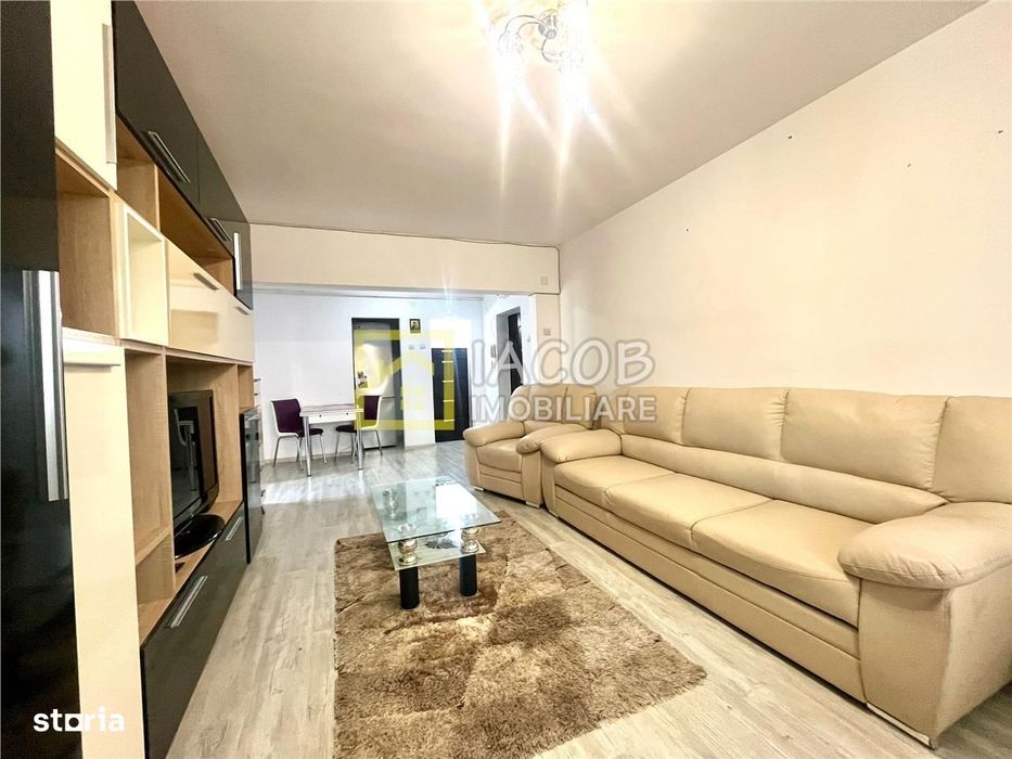 De inchiriat, apartament 2 camere decomandate, langa Universitate