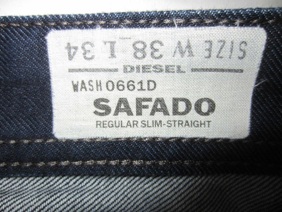 Blugi Diesel Safado,W38 L34,Talie=102cm,Lung=112cm,croiala dreapta,noi