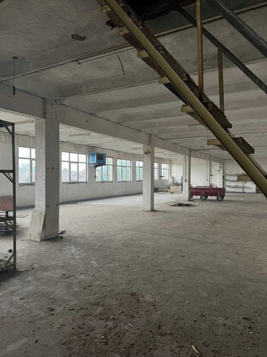 Hala industriala de vanzare/inchiriere