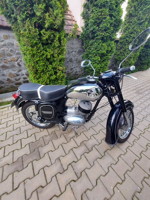 Vând CZ 125cc!  1961