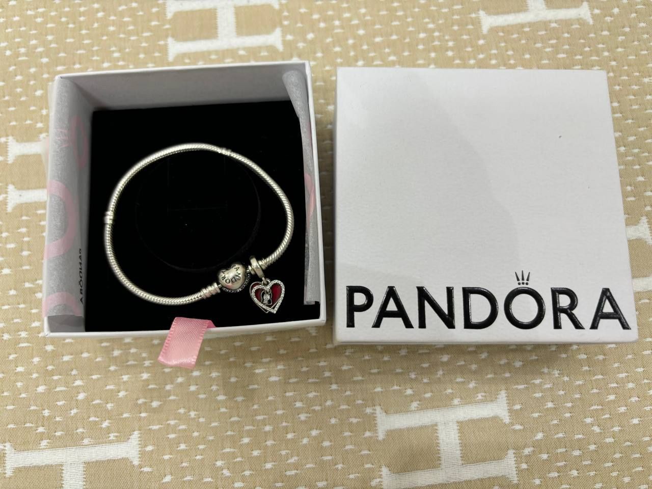 Серебряный браслет от Pandora! Ювелирное изделие