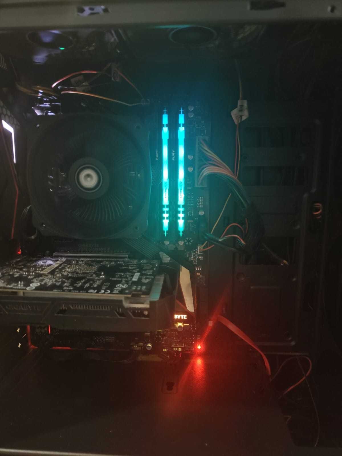 Unitate PC Gaming [i7-9700K, RTX 1050TI, 32GB DDR4, SSD m2]