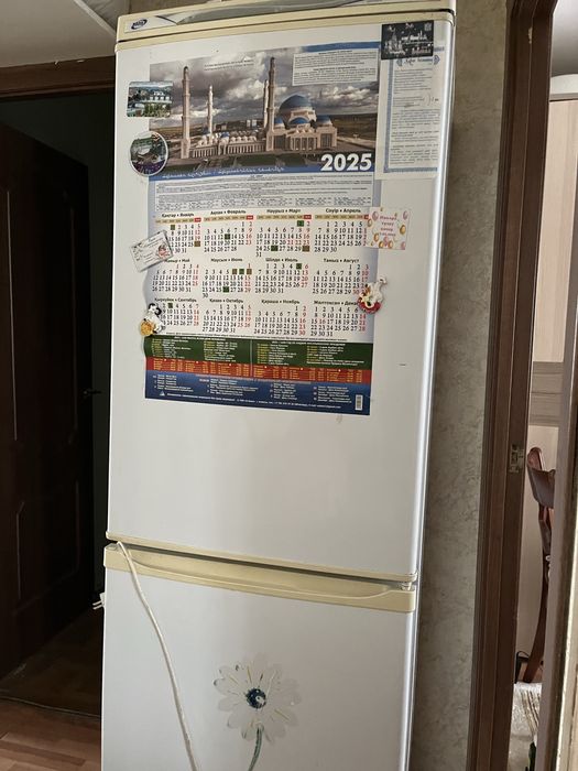 Холодильник двухкамерный