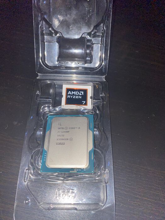 Процессор Intel Core i5-12400F