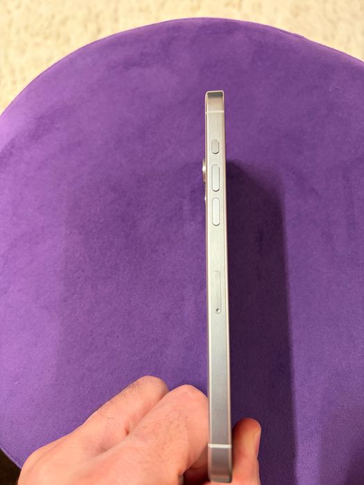 iPhone 15 Max Pro 256GB- White Titanium, stare impecabilă