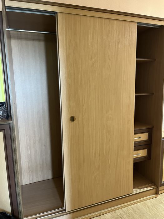 Продам купе-шкаф