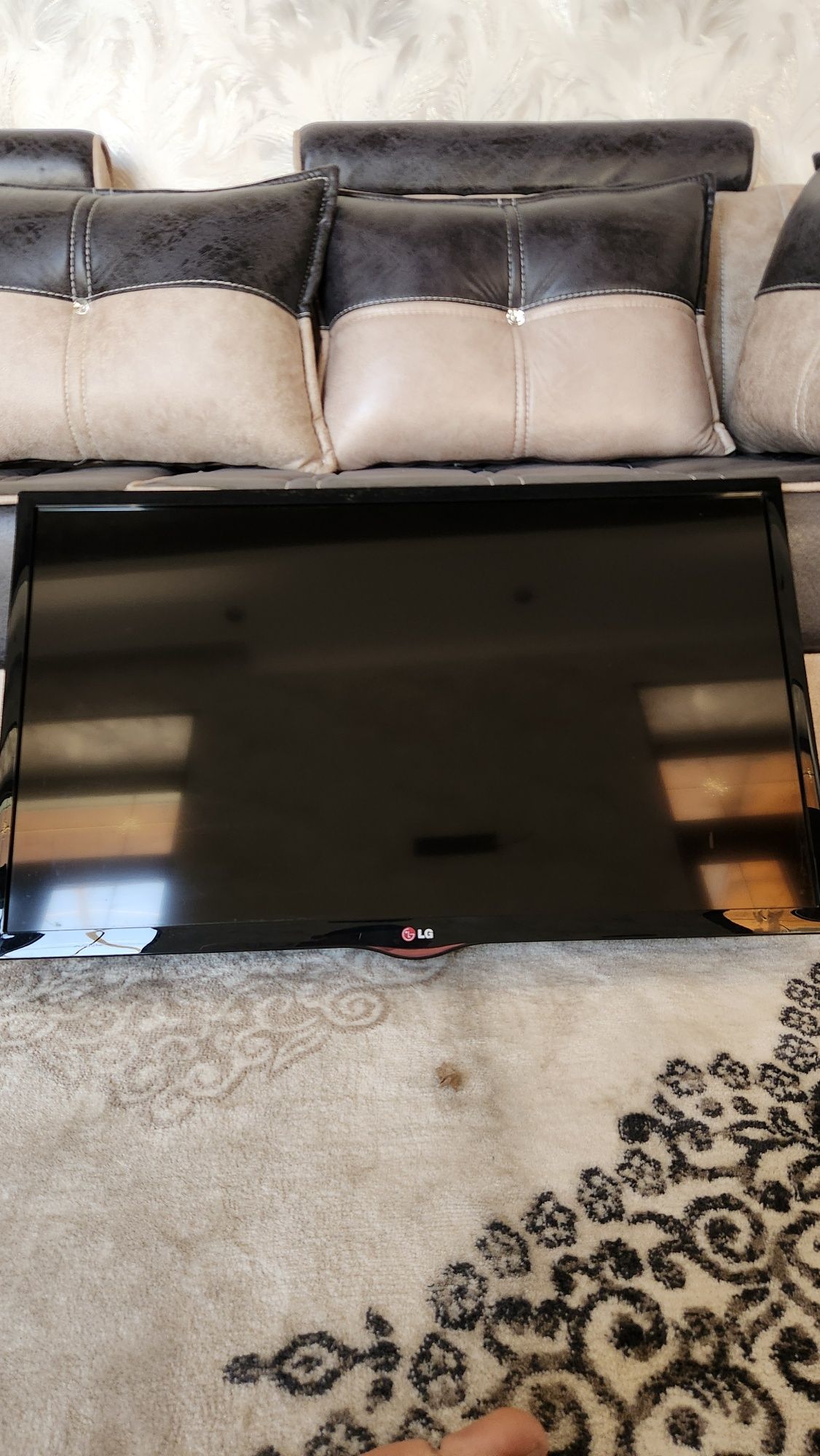 Продаётся телевизор LG 32