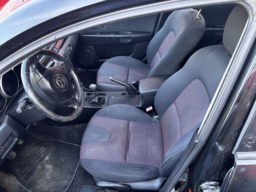 Mazda 3 2006 година 1.6 бензин