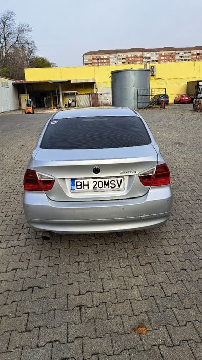 Vând Bmw e90 318D