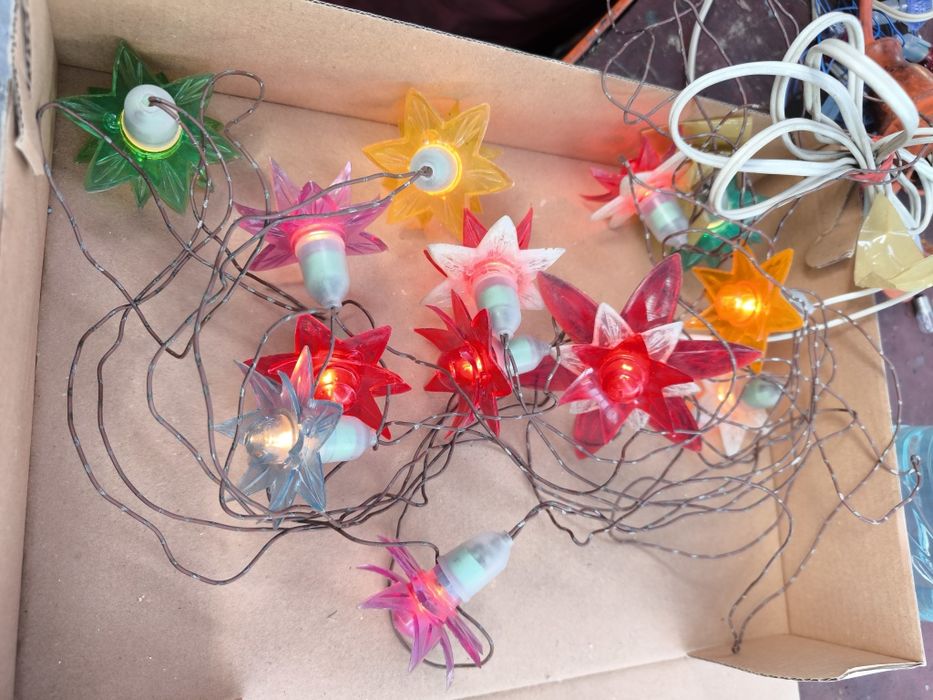 Instalație de pom veche -Nuferi