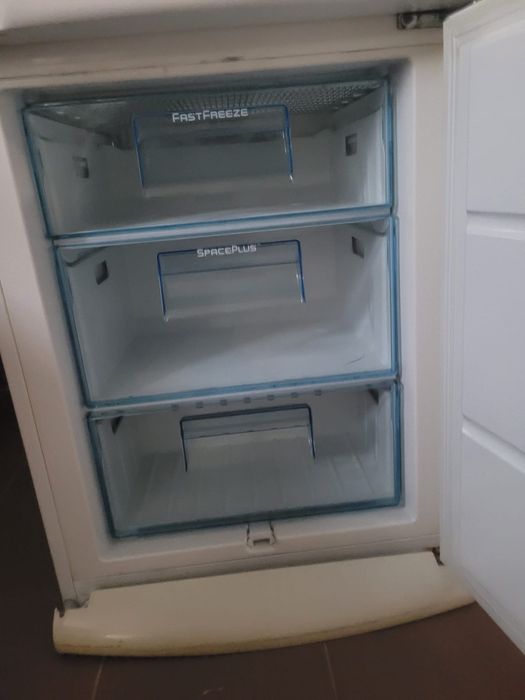 Combina frigorifica Electrolux