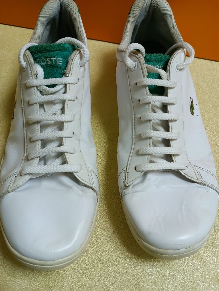 Lacoste N 47 кожени - 26 лв