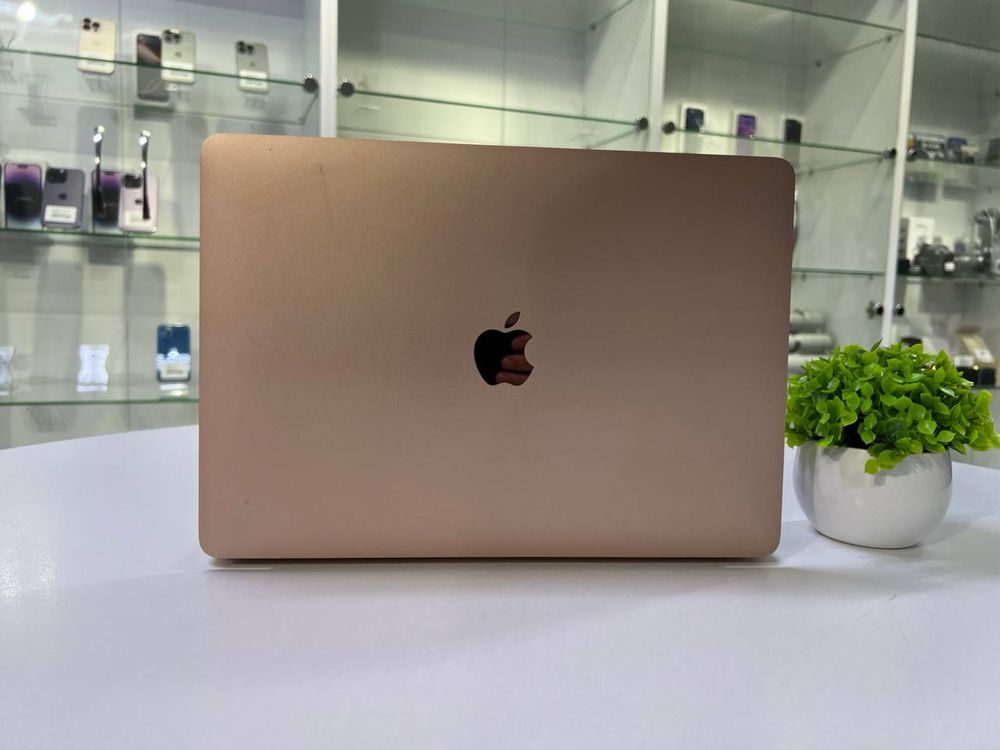 MacBook Air M1 2020 Код товара: 1-4125 тт