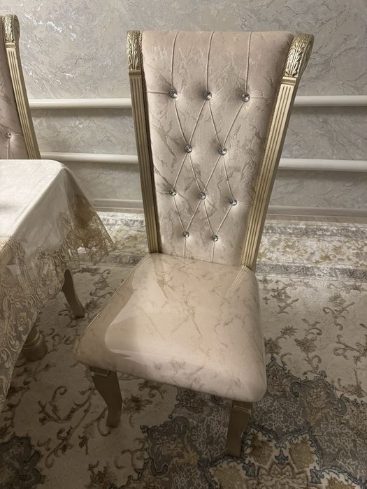 Stol ustul sotiladi yangi ishlatilmagan