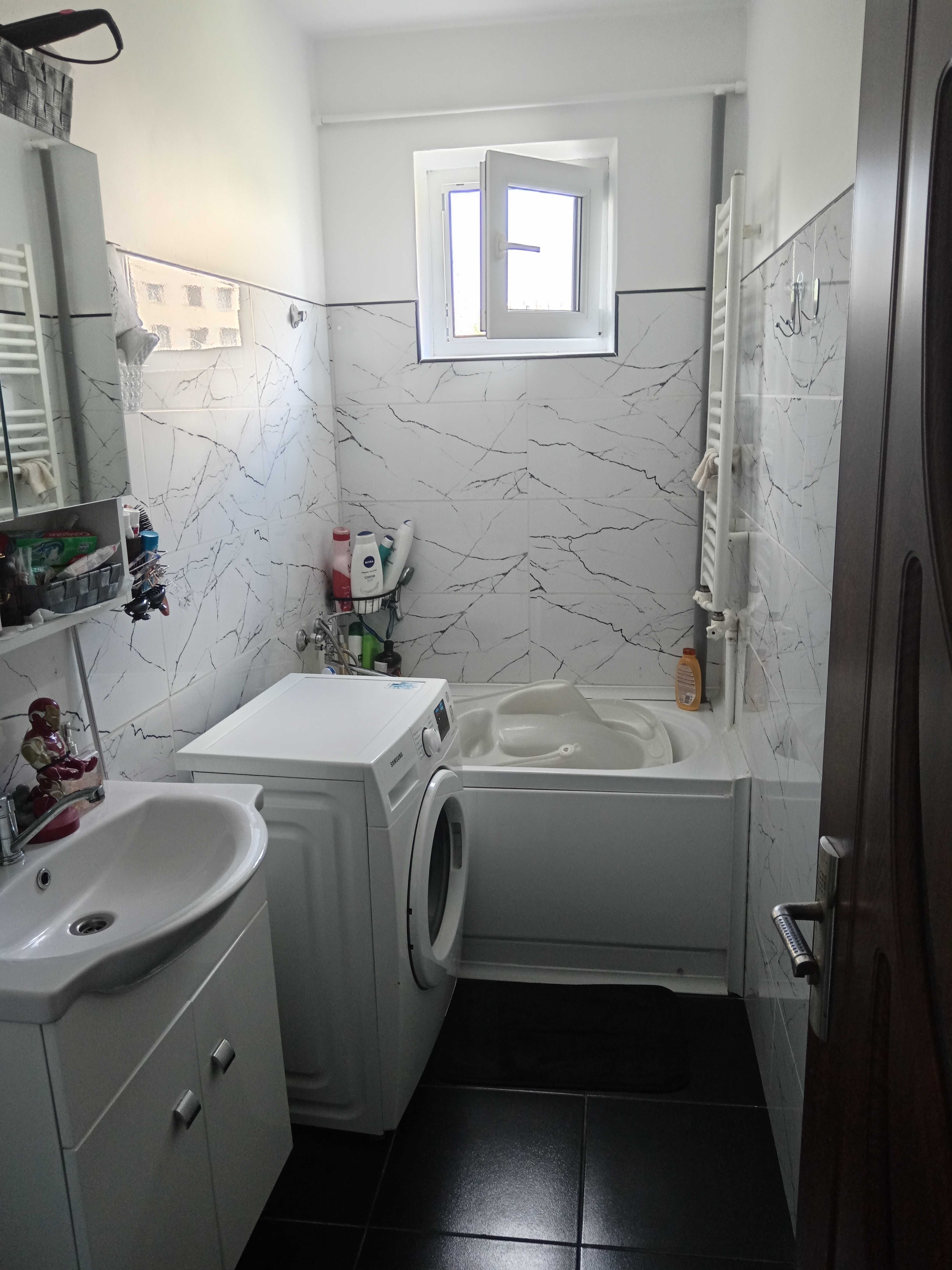 Apartament 2 camere de vanzare