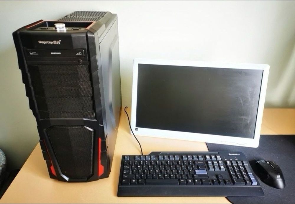 Calculator Nvidia GTX 980 și periferice