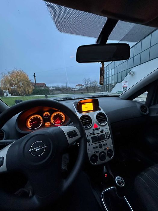 Opel Corsa D 2008 1.2