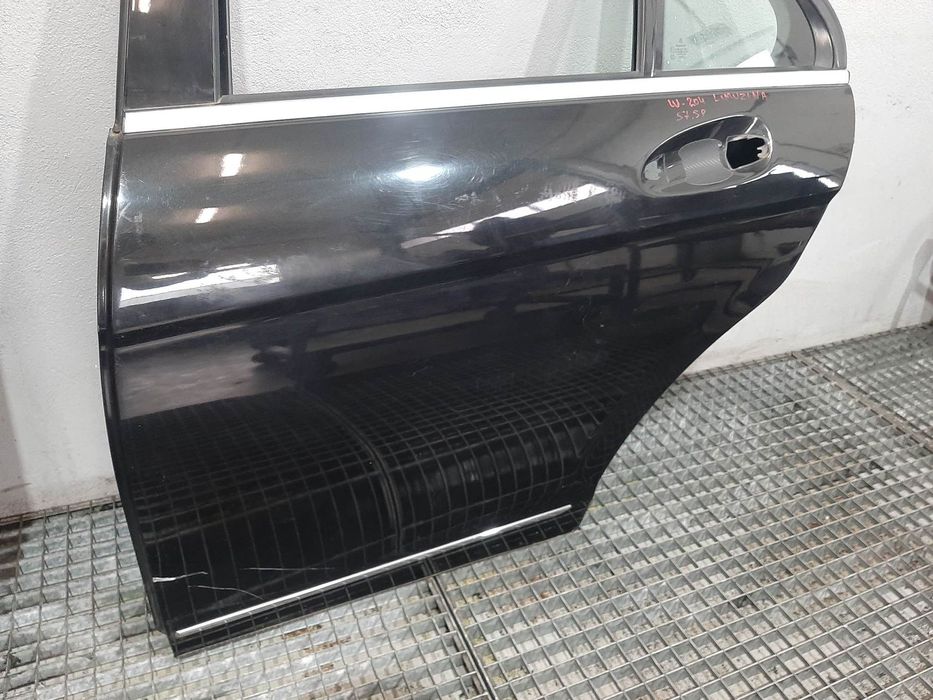 usa portiera stanga spate  mercedes c-class w204 limuzina