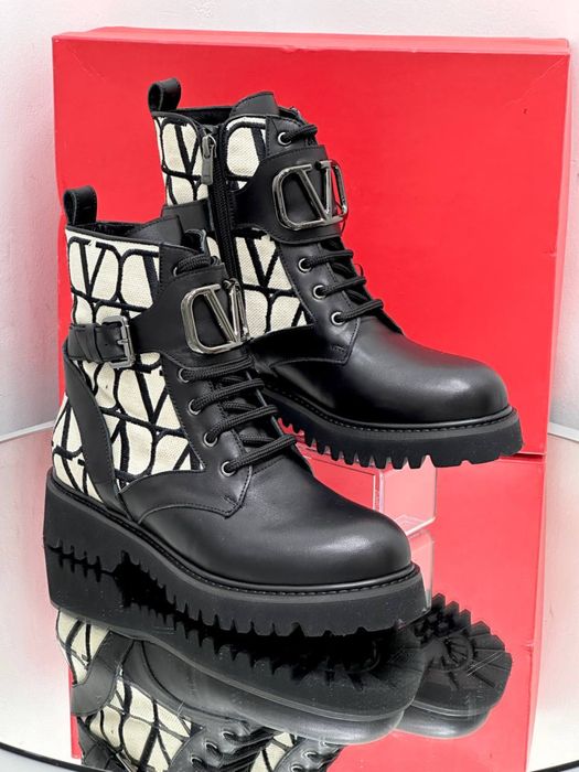 Cizme Valentino Premium Fullbox -colectie toamna- 36-41