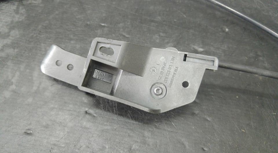 Cablaj broasca cu maner capota seat leon 1p 1j1823633 1p0823509c