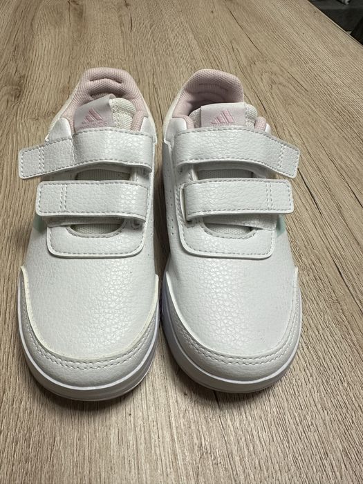 Детски обувки Adidas 30 номер