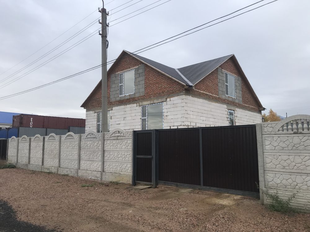 Продам срочно коттедж 3 уровня