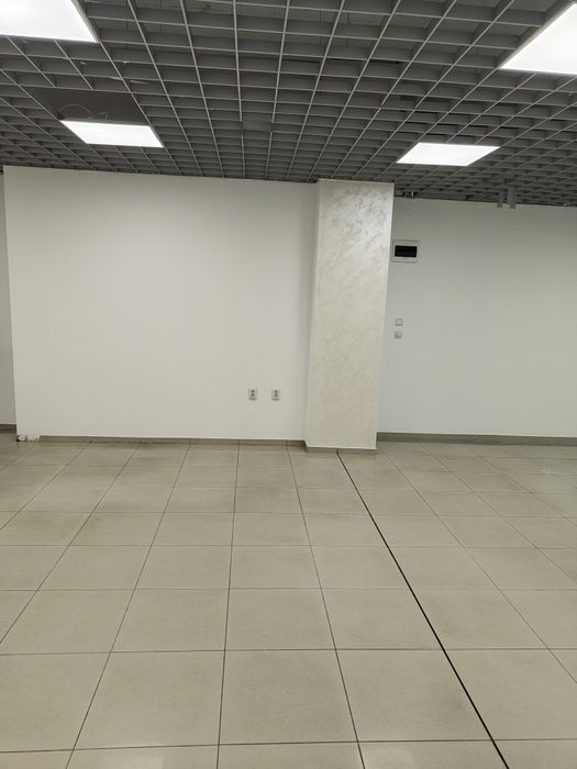 Дава се под наем Офис в Пловдив, Старият град - 100 кв.м за 663 € - Снимка #1