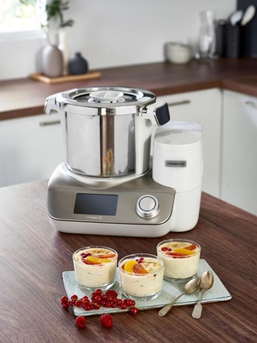 Продам кухонный комбайн Kenwood cook easy