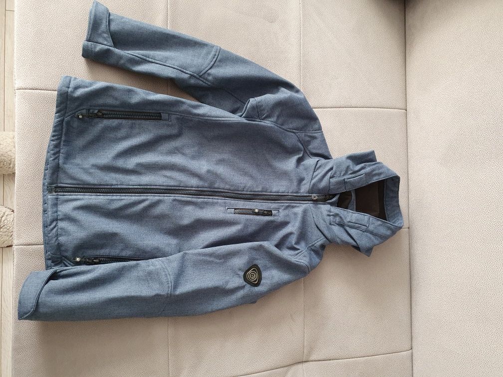 Продам детскую куртку демисезон KILLTEC, рост 140 см