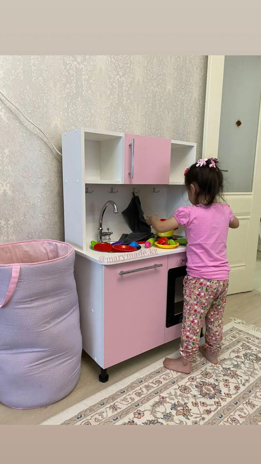 Детская кухня , игровая кухня